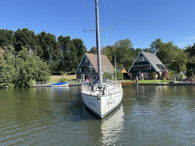 Bavaria 49
