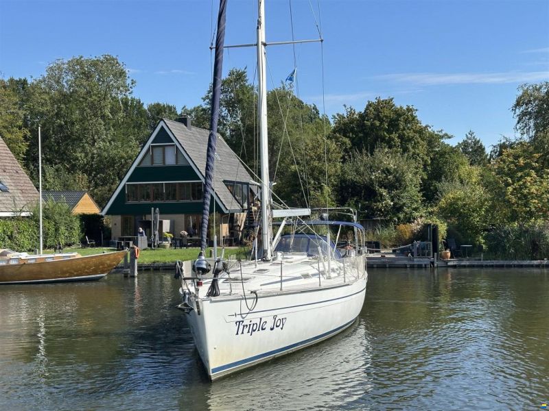 Bavaria 49