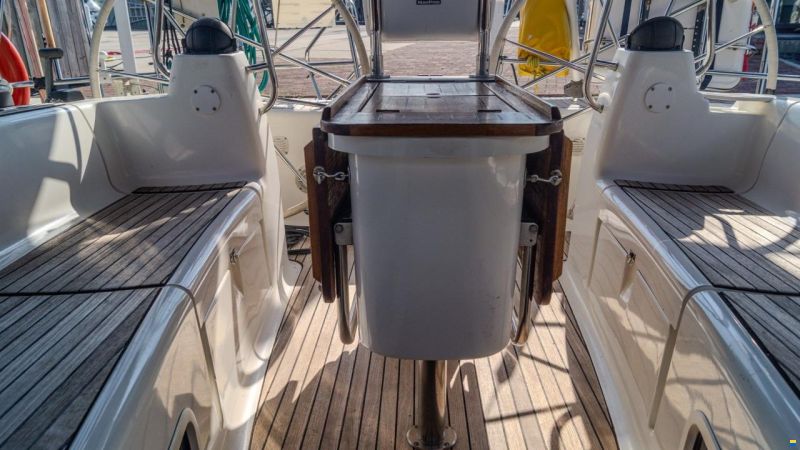 Bavaria 49