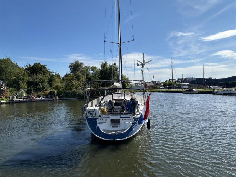 Bavaria 49