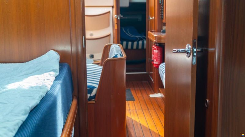 Beneteau Oceanis 411