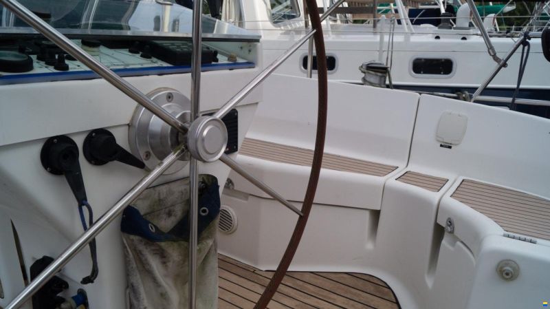 Beneteau Oceanis 411