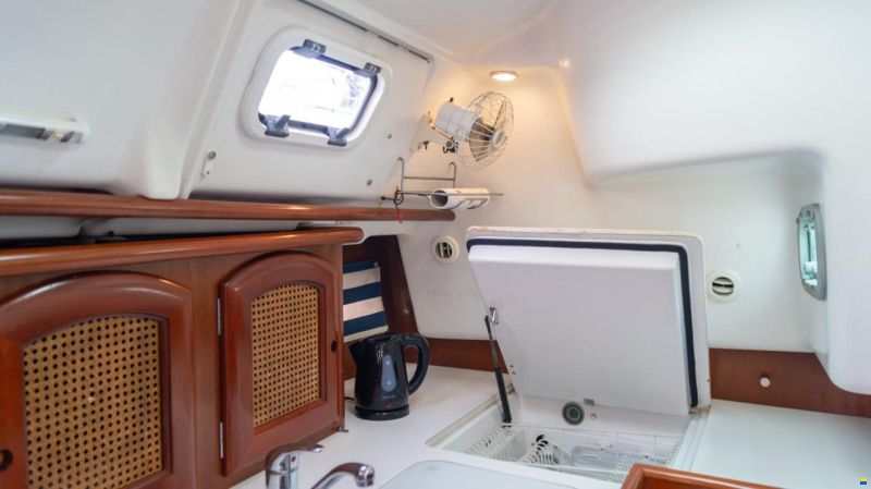 Beneteau Oceanis 411