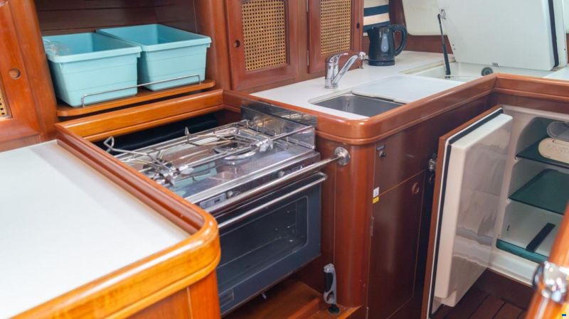 Beneteau Oceanis 411