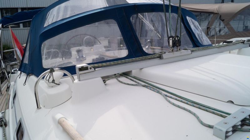 Beneteau Oceanis 411