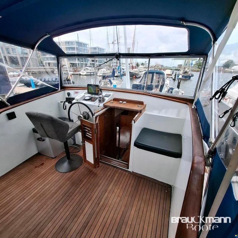 Aquila Queen 35
