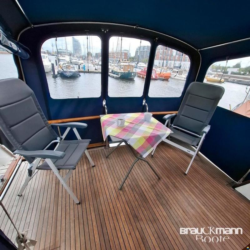 Aquila Queen 35