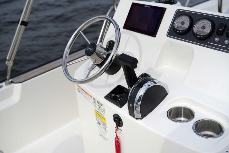 Boston Whaler 190 Montauk