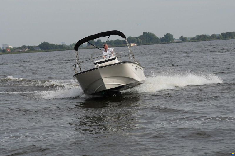 Boston Whaler 190 Montauk