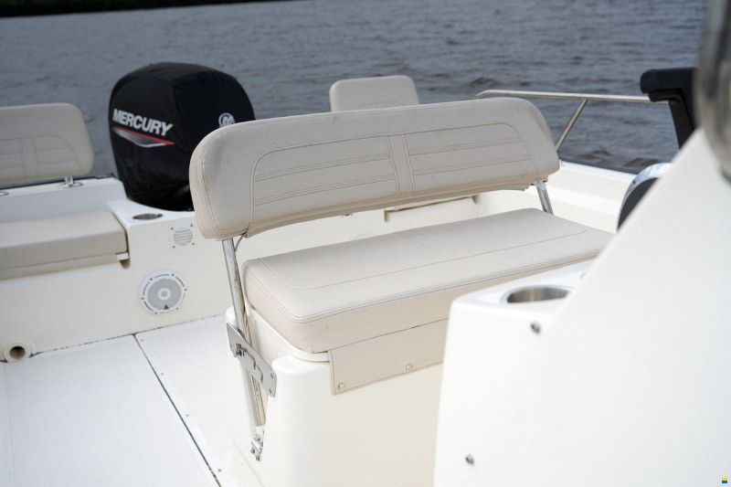Boston Whaler 190 Montauk