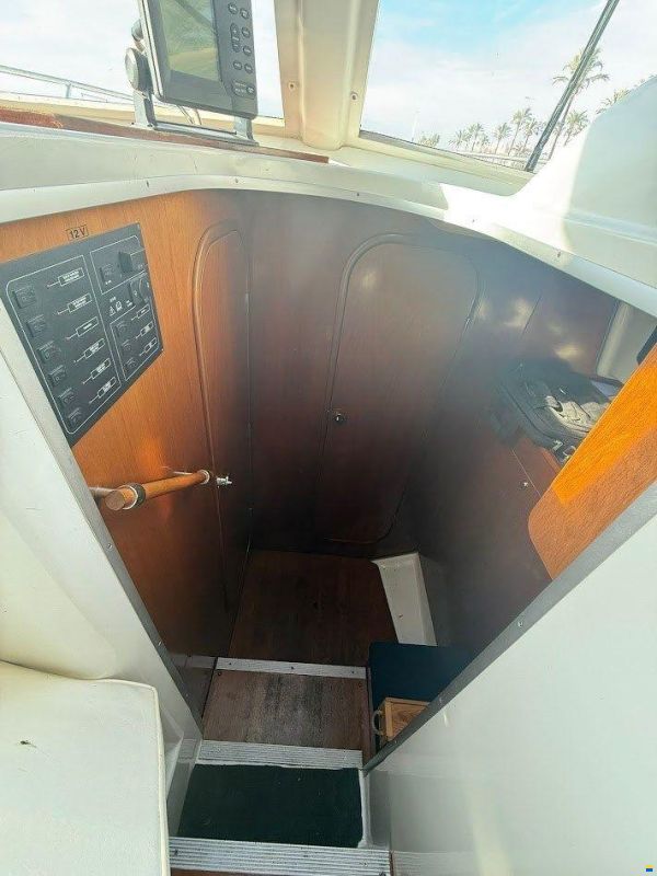 Beneteau Antares 9