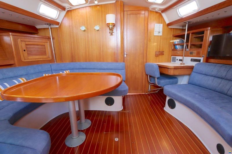 Catalina 42 MK II