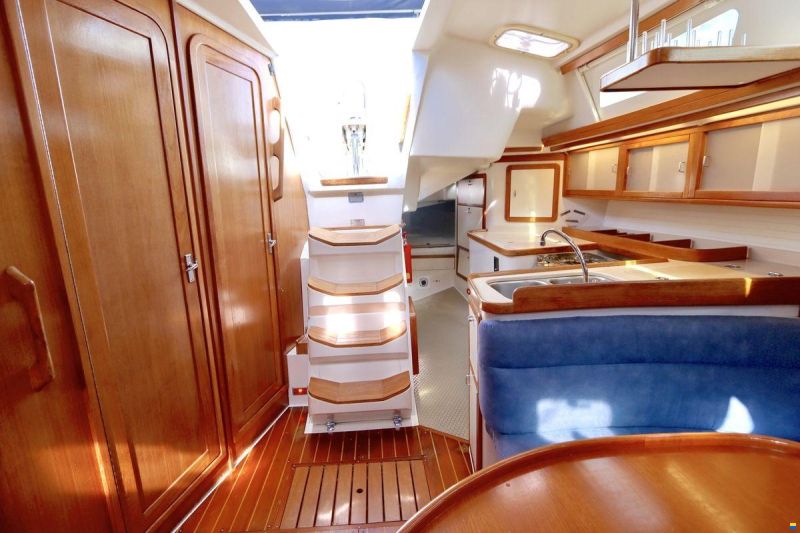 Catalina 42 MK II