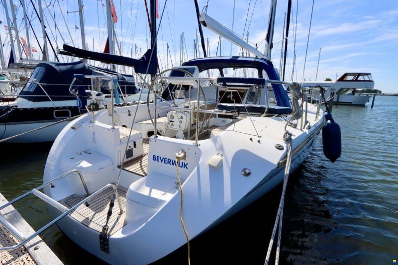 Catalina 42 MK II