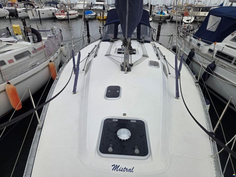 Dufour 38 Classic