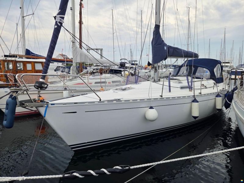 Dufour 38 Classic