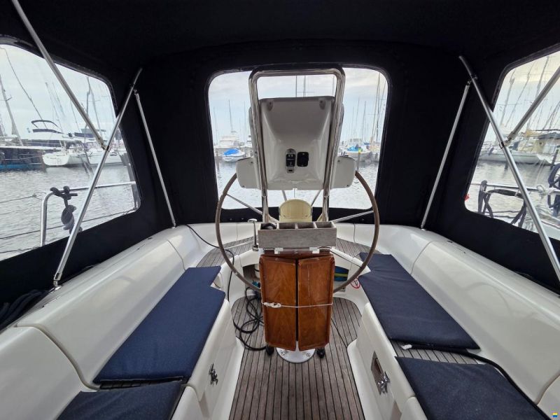 Dufour 38 Classic