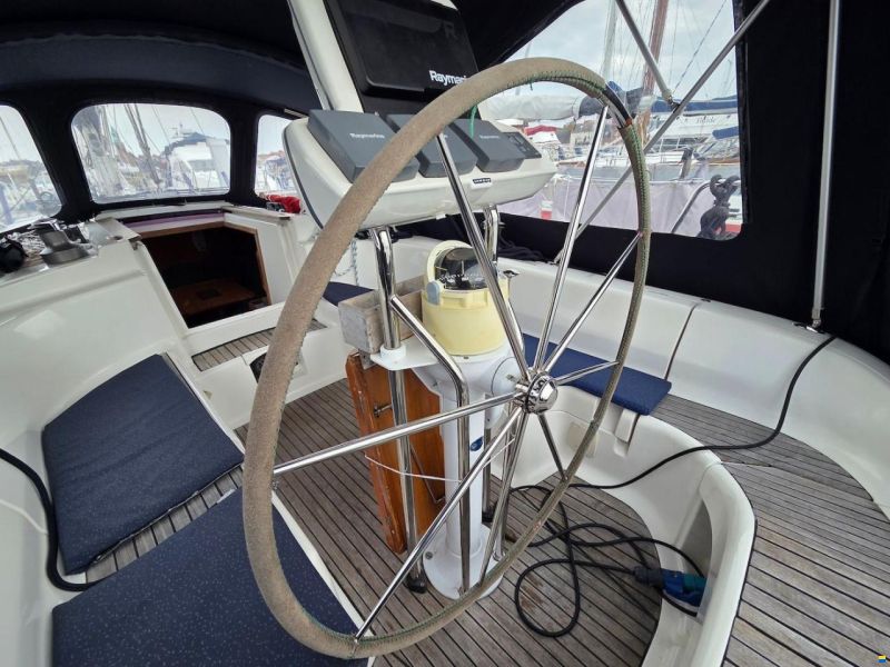 Dufour 38 Classic