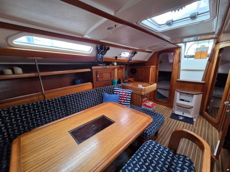 Dufour 38 Classic