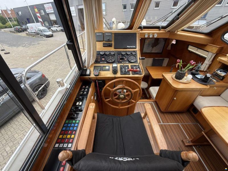 Linssen 382 SCX