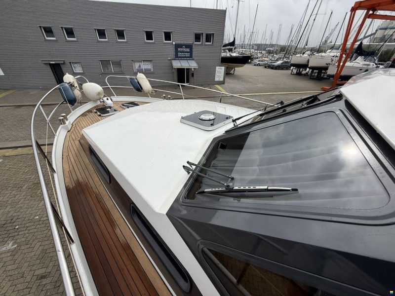 Linssen 382 SCX