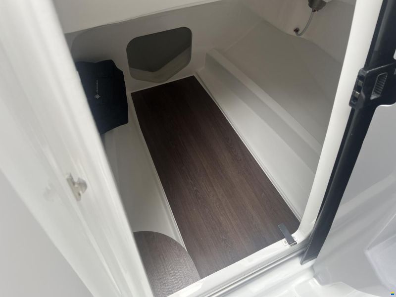 Jeanneau Cap Camarat 6.5 Center Console
