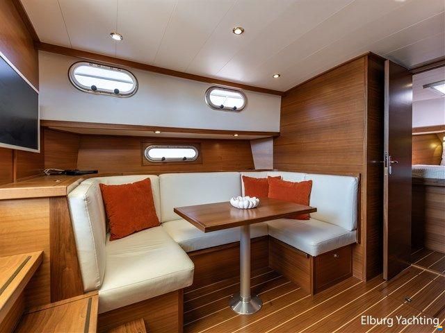 Vedette 10.30 Cabin