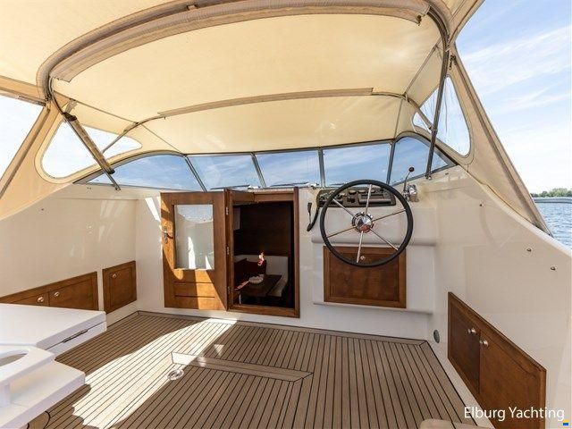 Vedette 10.30 Cabin