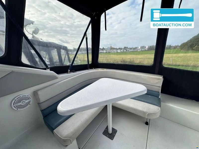 Chris Craft Crowne 262