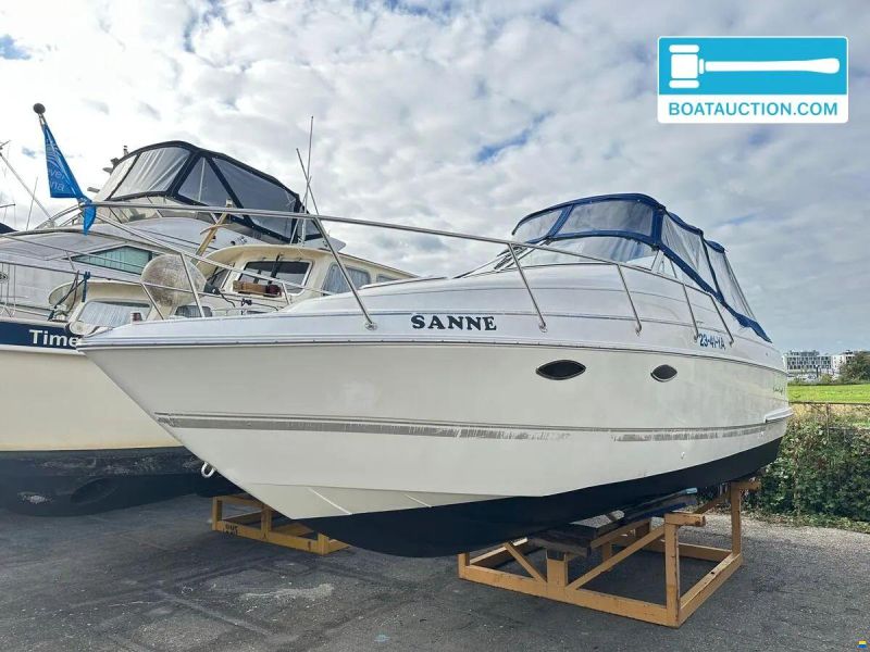 Chris Craft Crowne 262