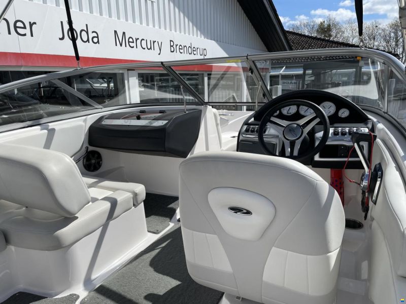 Regal 1900 ES med 200 hk Volvo Penta V6 og Bre