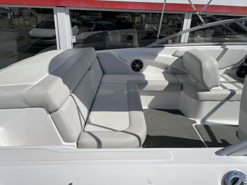 Regal 1900 ES med 200 hk Volvo Penta V6 og Bre