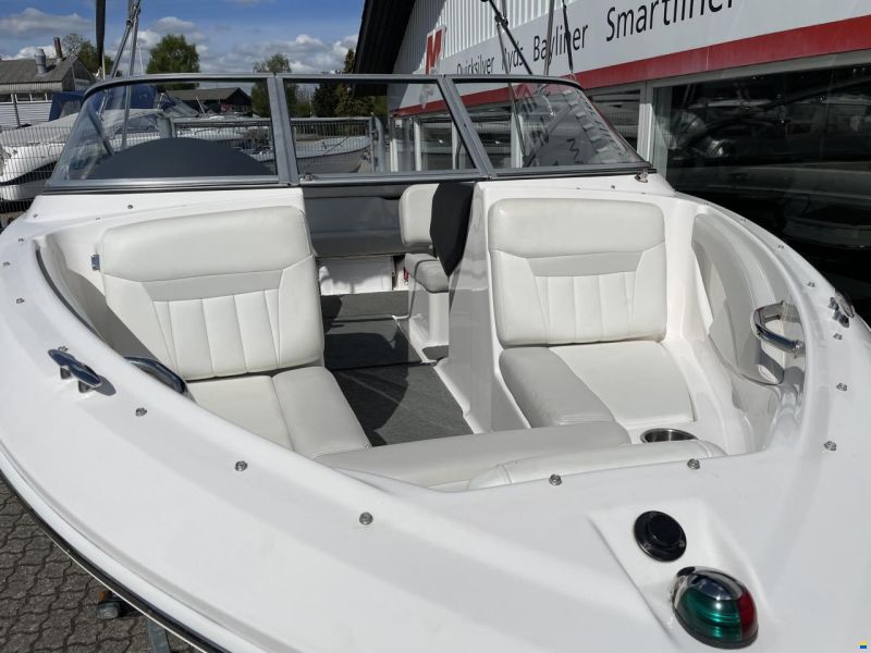 Regal 1900 ES med 200 hk Volvo Penta V6 og Bre
