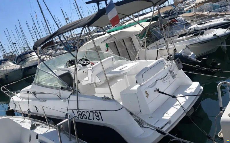 Beneteau Flyer 701