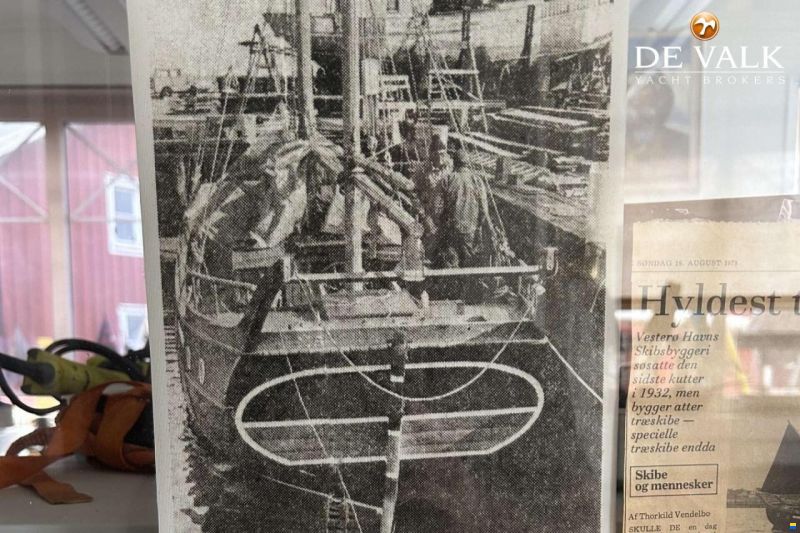 Small sailing ship From Laso