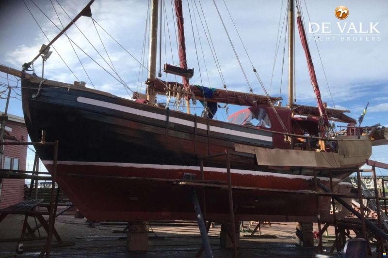 Small sailing ship From Laso