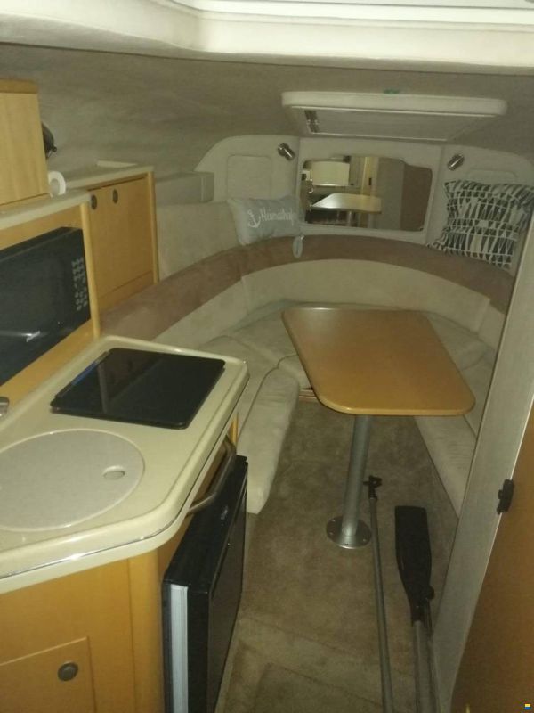 Sea Ray 255 Sundancer