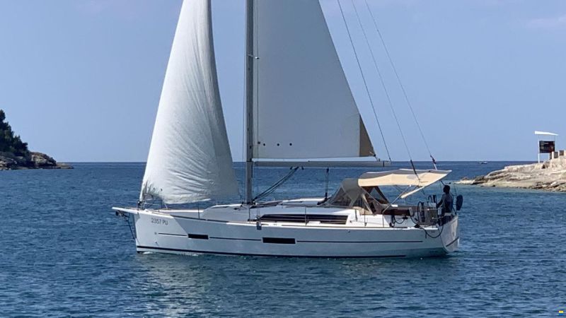 Dufour 382 Grand Large