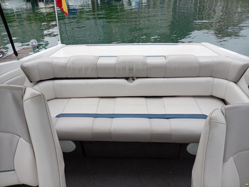 Four Winns Sundowner 205