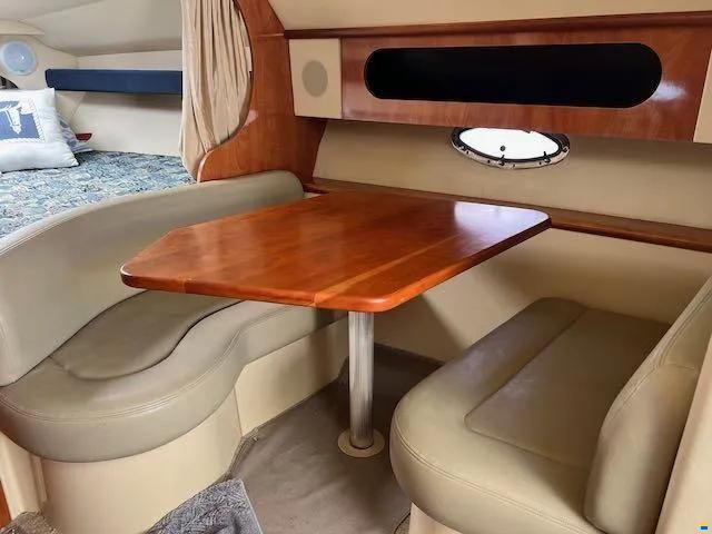 Cruisers 300 Express