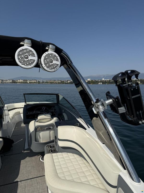 Cobalt R7 surf