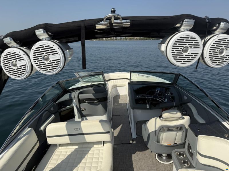 Cobalt R7 surf