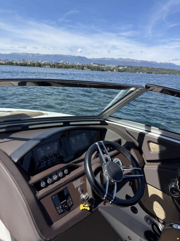 Cobalt R3 Surf