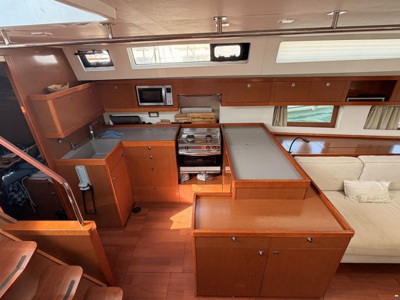 Beneteau OCEANIS 55