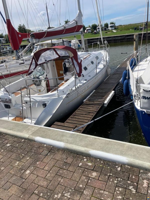 Beneteau Oceanis Clipper 311
