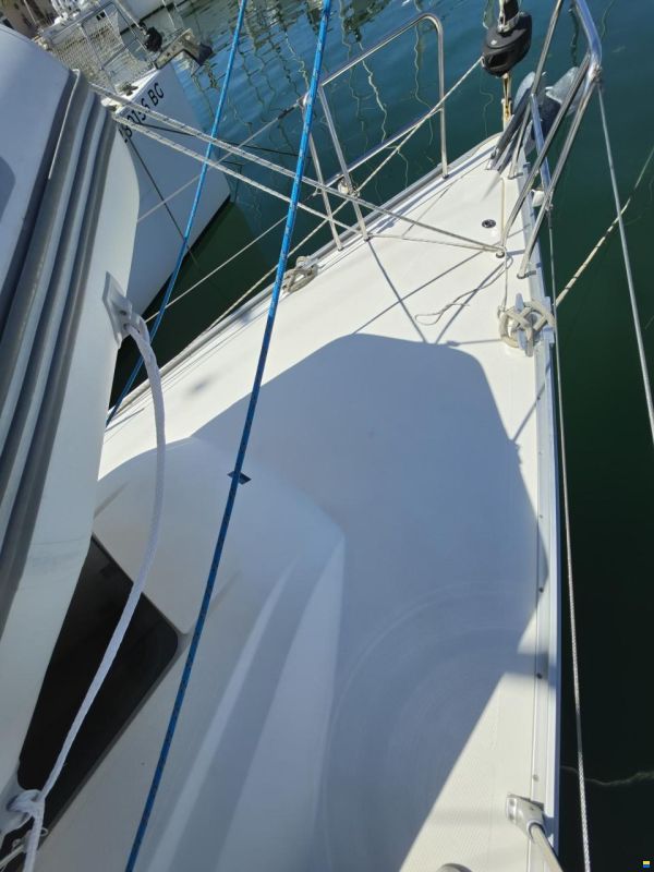 Bavaria CRUISER 37