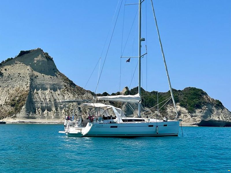 Beneteau Oceanis 45