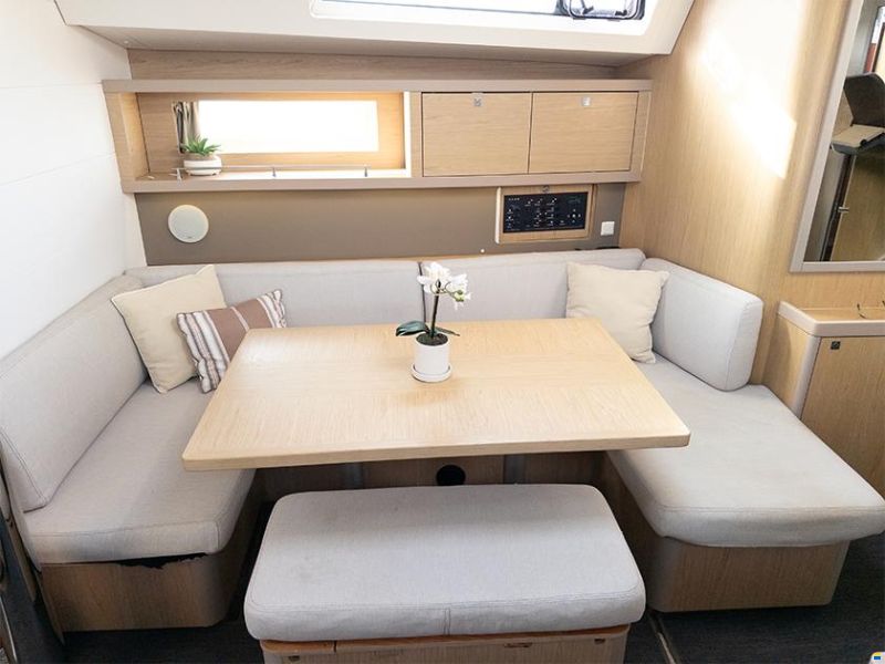 Beneteau Oceanis 45