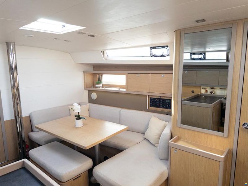 Beneteau Oceanis 45