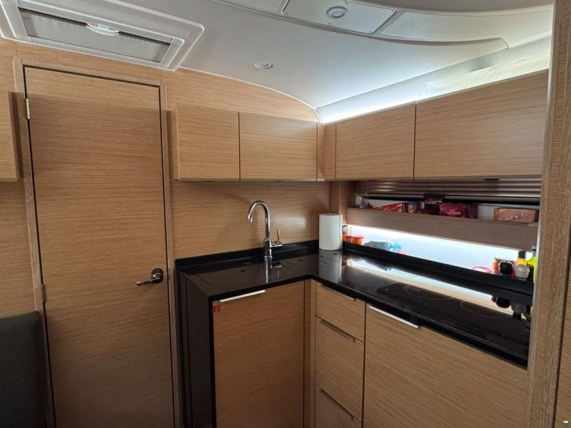 Bavaria 360